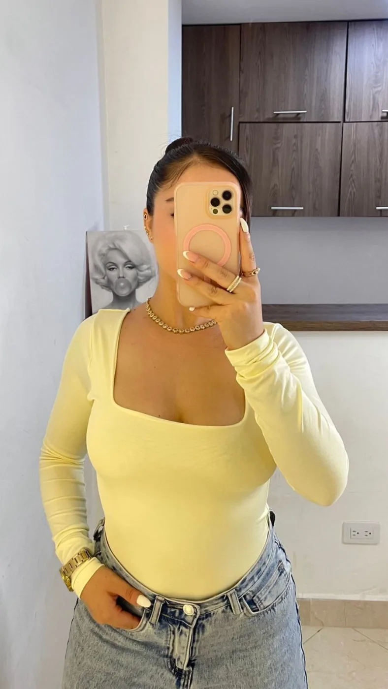 Body Manga Larga Cuello Cuadrado